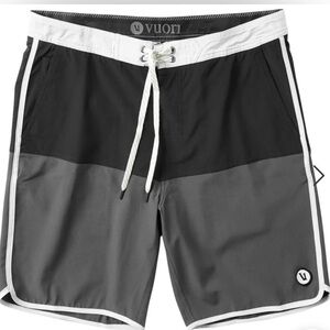 Vuori Men’s Cruise Boardshort V314 Green Multi Sz 28